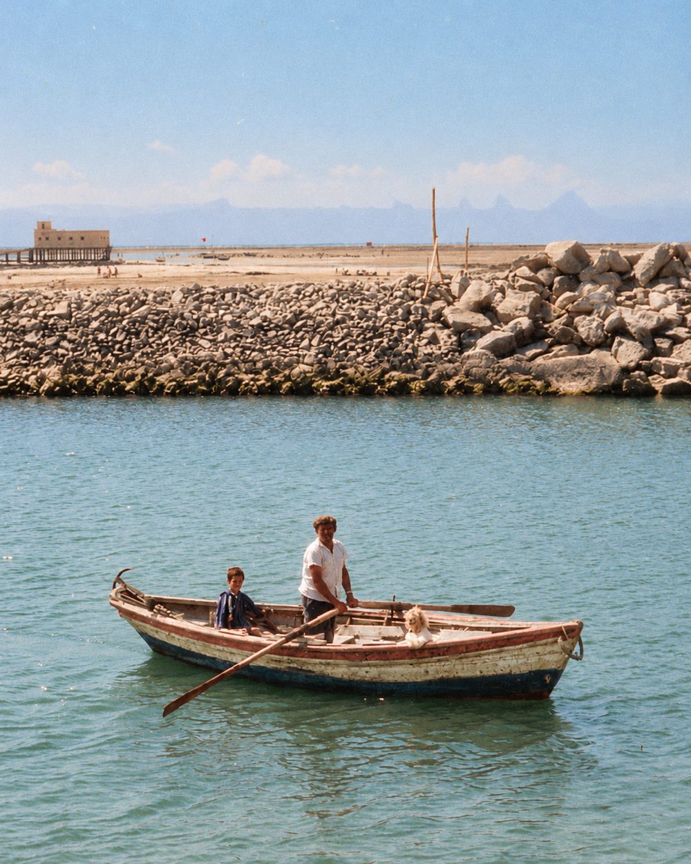Um bote a remos na Ria Formosa